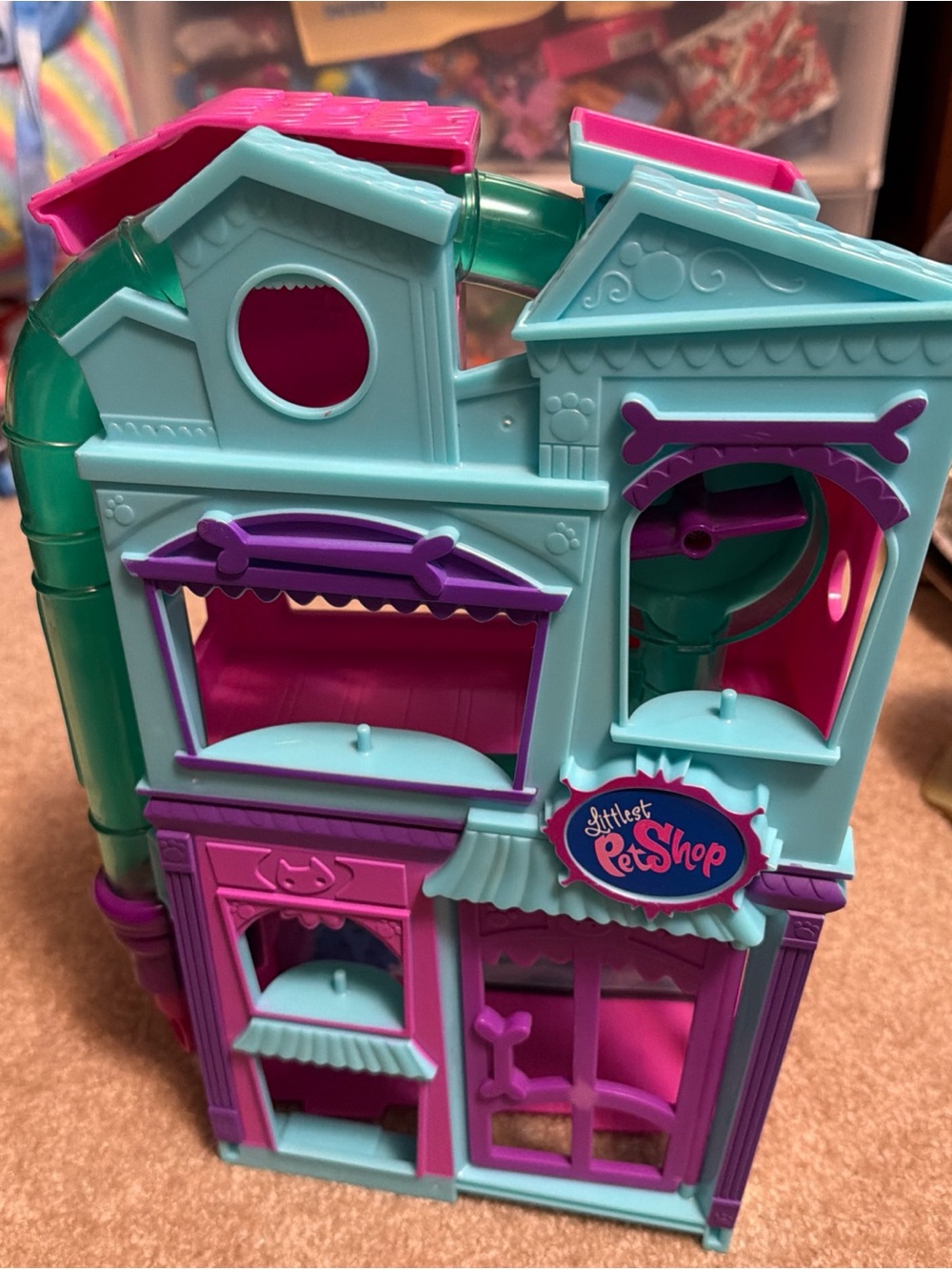 Hasbro 2012 Littlest Pet Shop House Rollin' Rolleroos playset.